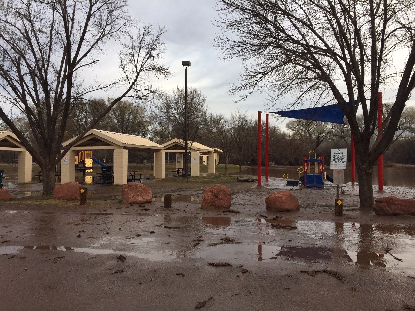 Riverfront Park Flooding (2)